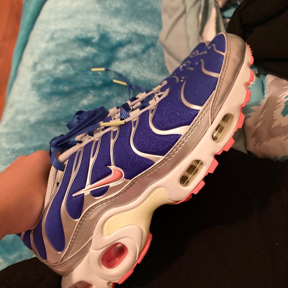 Airmaxes